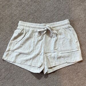 Staccato Women's Linen Shorts - Light Beige